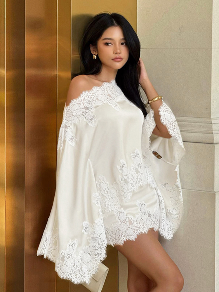Elegant Lace Patchwork Women's - Off Shoulder Blouse 评论和价格