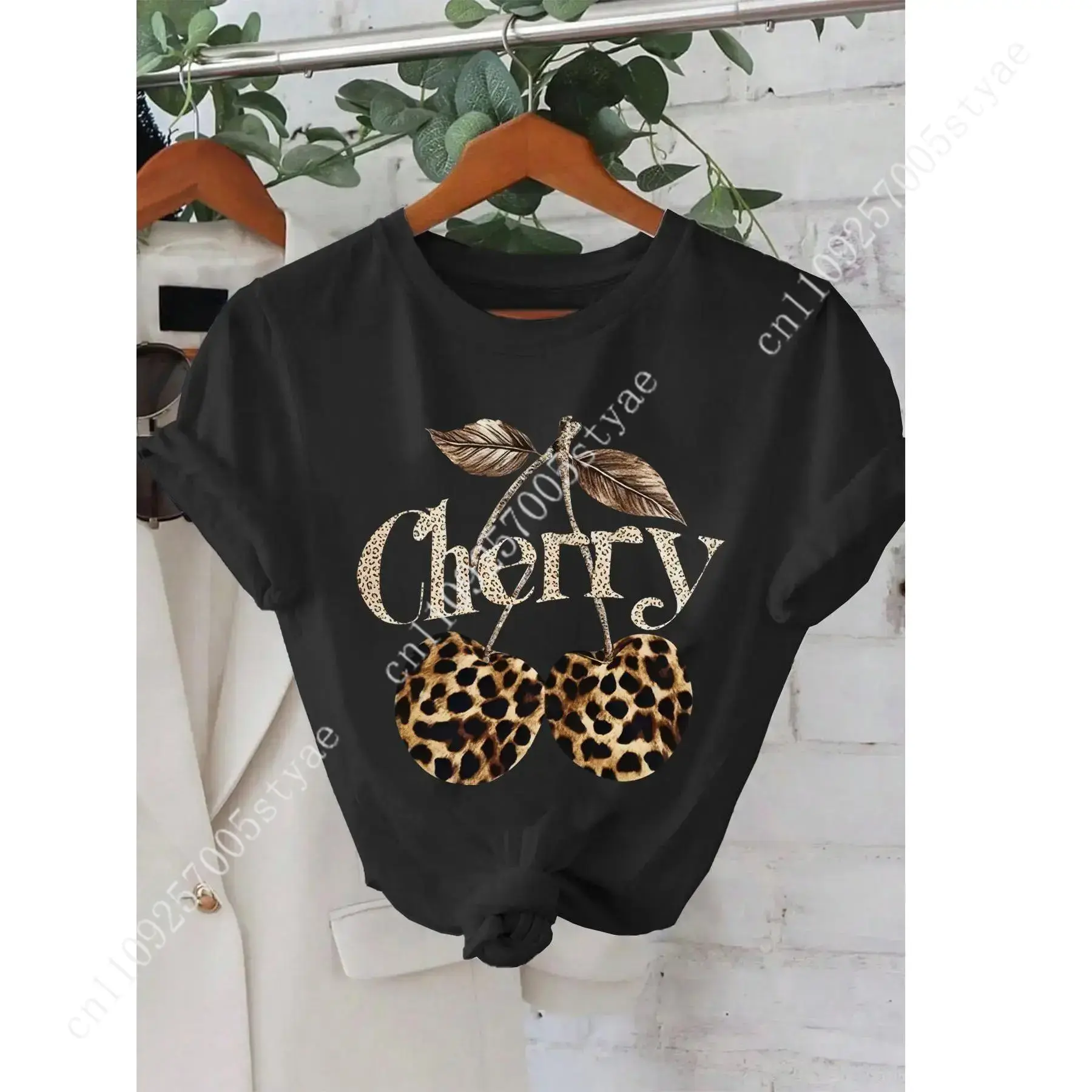 Women's Cherry & Leopard Print - Summer Quilt 评论和价格